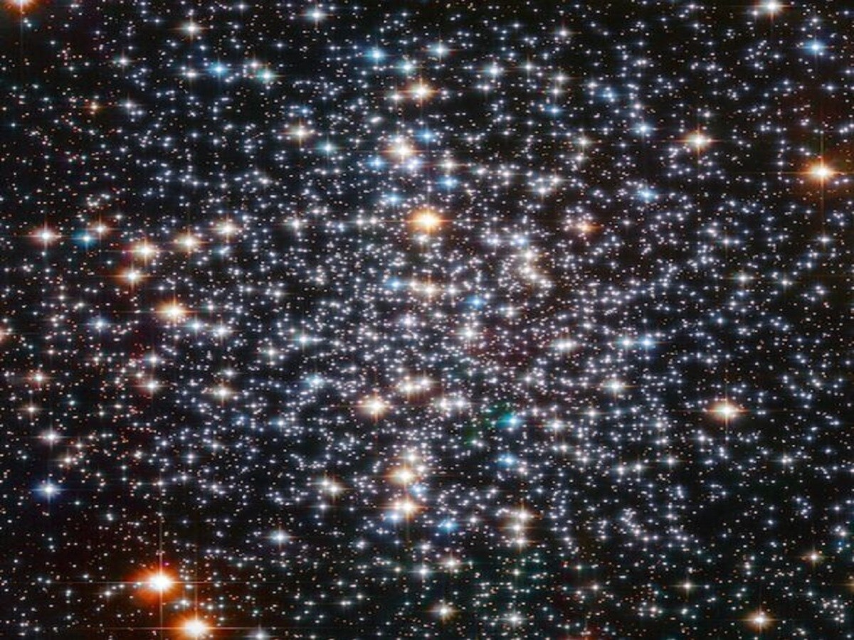 black hole in space 