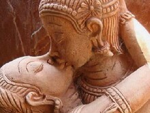 कितने हजार साल पहले लिया गया पहला चुंबन, भारत नहीं यहां से फैला किस