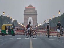 दमघोंटू हवा से राहत! दिल्ली-NCR की AQI में सुधार, साफ हवा में सांस ले रहे लोग