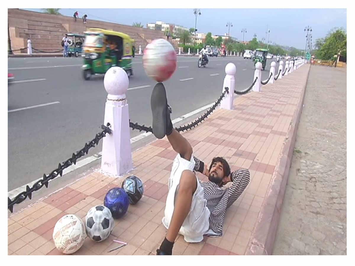 freestyle football, football, freestyle football player, freestyle football player amit suthar, amit suthar hanumangarh, freestyle football player amit suthar hanumangarh, freestyle footballer ernland, fifa world cup, fifa world cup qatar, freestyle football craze, sports player, sports news, freestyle player, street football, freestyle football european countries, street football european countries, jaipur, hanumangarh, rajasthan, फ्रीस्टाइल फुटबॉल, फुटबॉल, फ्रीस्टाइल फुटबॉल प्लेयर, फ्रीस्टाइल फुटबॉल प्लेयर अमित सुथार, अमित सुथार हनुमानगढ़, फ्री स्टाइल फुटबॉल प्लेयर अमित सुथार हनुमानगढ़, फ्रीस्टाइल फुटबॉलर एंरलेंड, फीफा वर्ल्ड कप, फीफा वर्ल्ड कप कतर, फ्रीस्टाइल फुटबॉल की दीवानगी, खेल खिलाड़ी, खेल समाचार, फ्रीस्टाइल खिलाड़ी, स्ट्रीट फुटबॉल, फ्रीस्टाइल फुटबॉल यूरोपियन कंट्रीज, स्ट्रीट फुटबॉल यूरोपियन कंट्रीज, जयपुर, हनुमानगढ़, राजस्थान