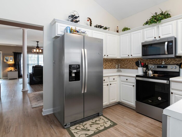 Single या Double Door, कौन सा फ्रिज घर लाने में है फायदा, जानें इनकी