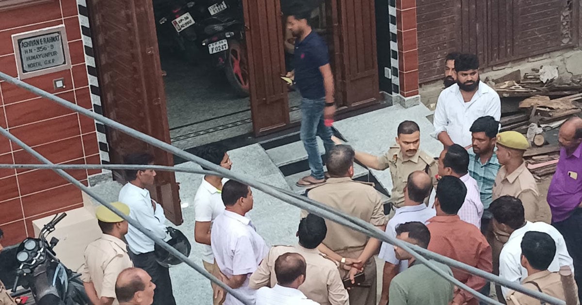 रेलवे कोऑपरेटिव बैंक के सीनियर क्लर्क की हत्या, पत्नी का अवैध संबंध तो वजह नहीं? जांच में जुटी पुलिस 