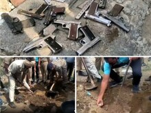 अवैध हथियारों की तस्करी में बड़ी कार्रवाई, पुलिस ने खोदी जमीन निकली 10 पिस्टल
