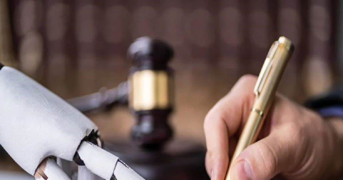 कोर्ट में ChatGPT से मदद लेते पकड़ा गया वकील, मशीन के जरिए लड़ रहा था केस, जज ने लगाई फटकार