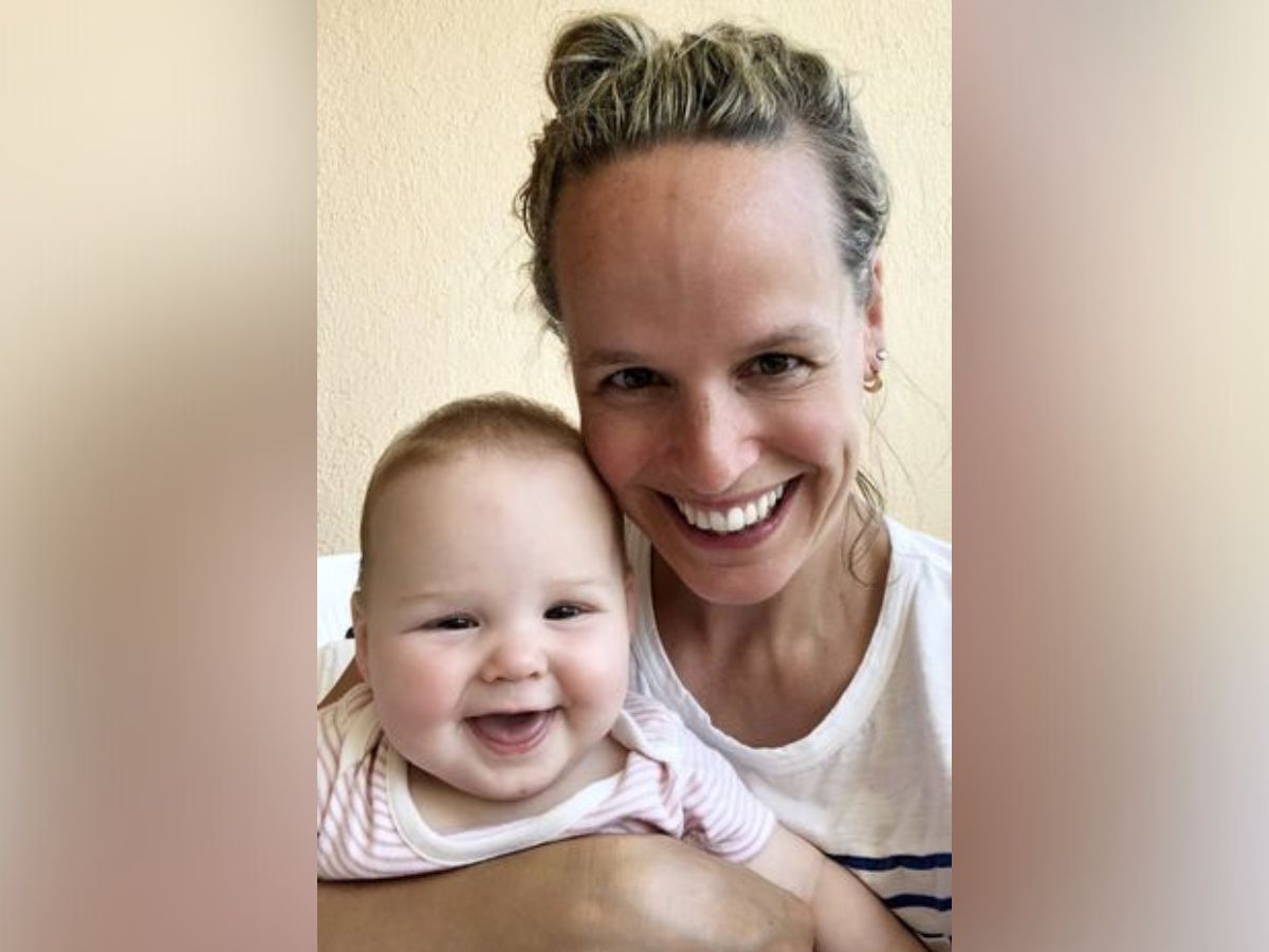 woman become pregnant with stranger 1