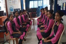 रांची में इन लड़कियों को मुफ्त में मिल रही ब्यूटीशियन की ट्रेनिंग, पुणे और चेन्नई में प्लेसमेंट