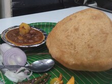 रांची में फेमस हैं 'नागपाल छोले भटूरे', स्वाद के दीवाने हैं लोग