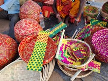गोड्डा में मिलते हैं बांस से बने सामान, शादी से त्योहार तक में आते हैं काम