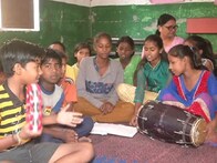 Pilibhit News: गांव के युवक चलाएंगे सरकारी स्कूल के बच्चों का समर कैंप, इस इलाके से हुई शुरुआत