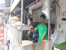 दमोह का प्रसिद्ध मसाला डोसा खाएंगे तो खाते रह जाएंगे