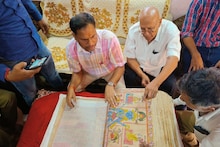 Dungarpur : 350 वर्ष पुरानी मावजी महाराज की भविष्यवाणी होगी डिजिटल, अब मोबाइल से पढ़ सकेंगे महाराज का चोपड़ा