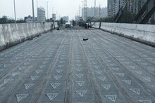 Noida Parthala Bridge: लीकेज से बचाने के लिए ब्रिज पर लग रहा स्पेशल स्वदेशी फाइबर, जानें खासियत