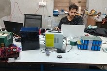 पुरानी बाइक को EV में बदलता है कोटा का यह इंजीनियर, खुद बनाते हैं लिथियम बैट्री