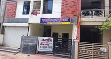 Indore Hostels: इंदौर में चाहिए हॉस्टल...तो ये 3 लोकेशन हैं बेस्ट, गर्ल्स के लिए भी सेफ