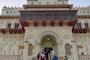 रोज मंदिर जाने की आदत डालें, अयोध्या के संत ने बताए इतने फायदे