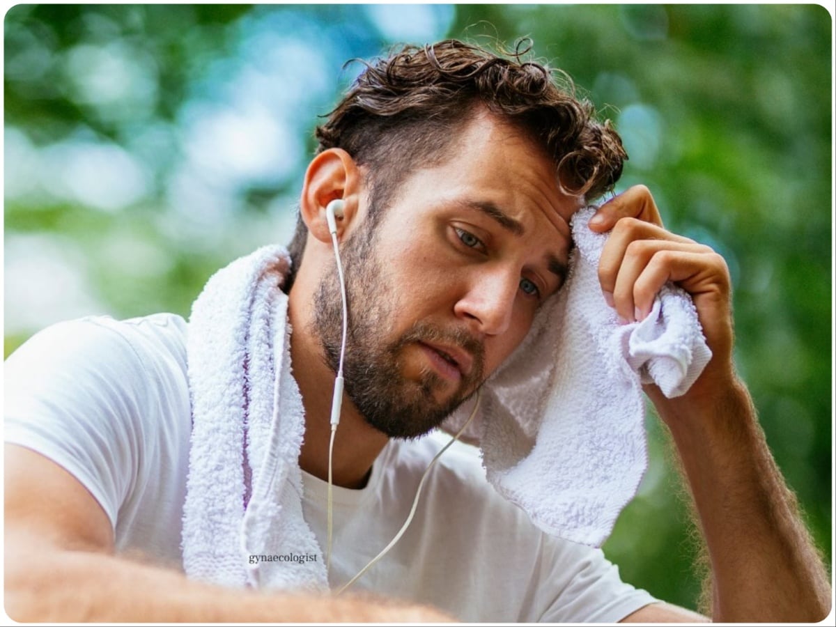 knowledge News, knowledge News in Hindi, How much does an average man sweat daily, why do women sweat less, is excessive sweating good or bad, Sweating, News 18, News18 Hindi, Aaj Tak, Zee News, Times Now, Man Vs Woman, Woman Vs Man, Hydration, Dehydration, Physical Fitness, Sweat Glands, Human Body, heatstroke, heatwave, environmental and exercise physiologist, exercise, physiologist, Health News, Health Tips, Sweat Glands
