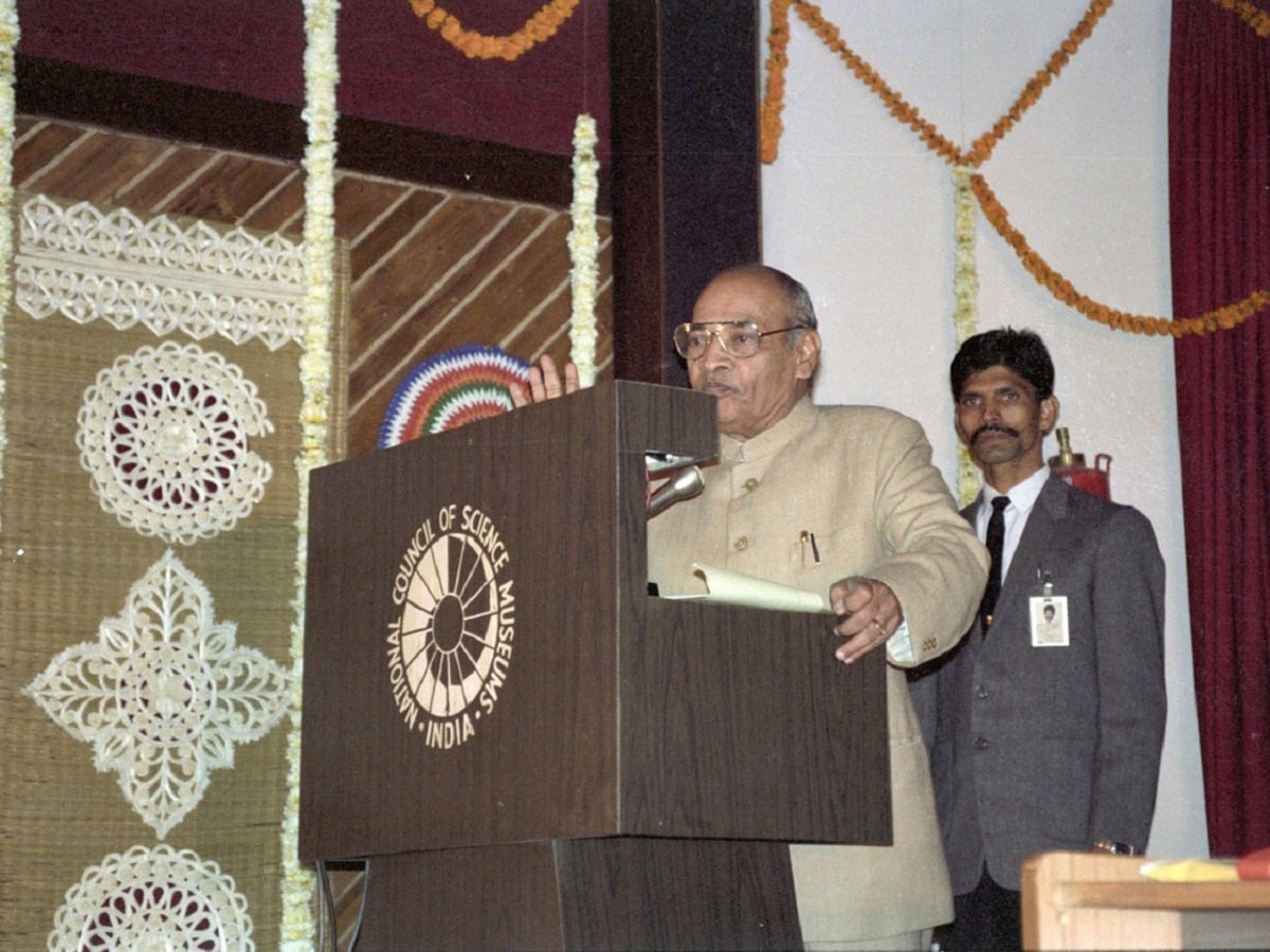 India, Research, Politics, History, History of India, PV Narasimha Rao, Prime Minister of India, Accidental Prime Minister, Congress, Rajeev Gandhi, Freedom Fighter,