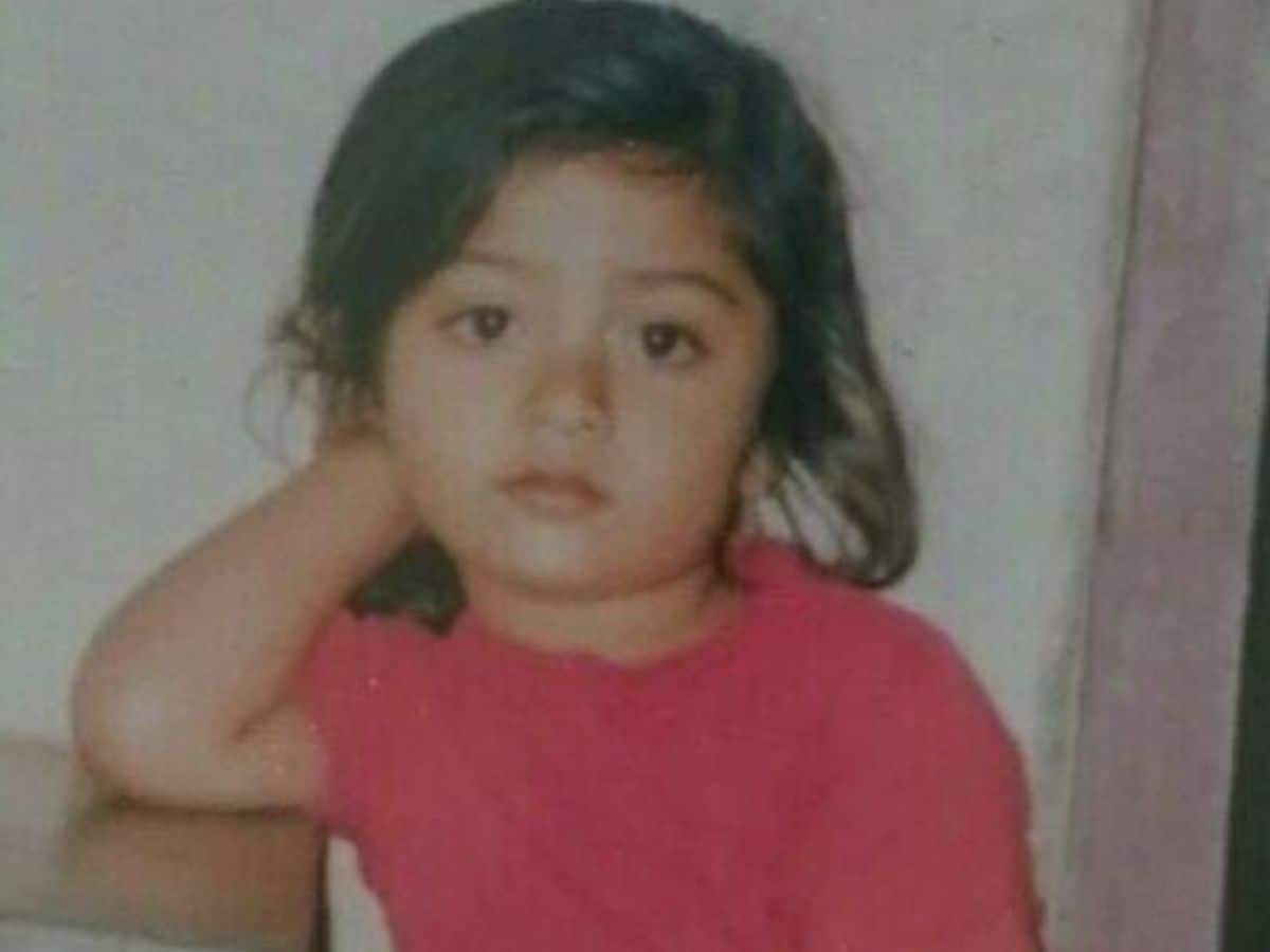 Rashmika mandanna age, rashmika mandanna debut film, rashmika mandanna films, rashmika mandanna childhood photo, rashmika mandanna boyfriend, rashmika mandanna manager, rashmika mandanna latest news, rashmika mandanna birthday, rashmika mandanna ex boyfriend, rashmika mandanna broken engagement, who was rashmika mandanna ex- fiance rakshit shetty, rashmika mandanna net worth, rashmika mandanna upcoming films, ranbir kapoor age, ranbir kapoor daughter, ranbir kapoor wife, ranbir kapoor upcoming films, ranbir kapoor net worth