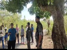 Jharkhand: पुलिस-नक्सलियों की भीषण मुठभेड़, मारा गया 3 लाख का इनामी