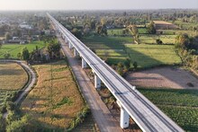 बुलेट ट्रेन के लिए पाइल का आधे से अधिक काम हुआ पूरा, जानें और डेवलपमेंट