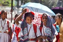 Summer Vacations: यूपी के सभी स्कूलों में बढ़ीं गर्मी की छुट्टियां, जानें अब कब खुलेंगे स्कूल