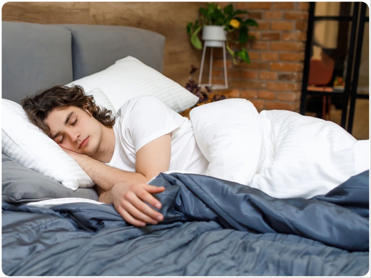 Few hours of sleep, fresh and fit, very little sleep, how to feel fresh with few hours of sleep, yoga nidra, psychologist, Genes, short sleeper, lethargic feeling, snoozing, sleeping pattern, feeling alert, Gene Mutation, health news, knowledge news, knowledge news in hindi, news18, news18 hindi, aaj tak, zee news, mutation, heart stroke, diabetes, depression, weight gain, brain repair