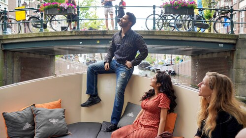 bawaal movie review, Varun Dhawan and Janhvi Kapoor, bawaal stars, bawaal director, nitesh tiwari,