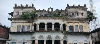 किसी रहस्य से कम नहीं है बिहार के इस शहर का भूल-भुलैया महल, 10 कुंए से  निकला था गर्म और ठंडा पानी - Siwan nuri miyan historical palace has 10  secret wells