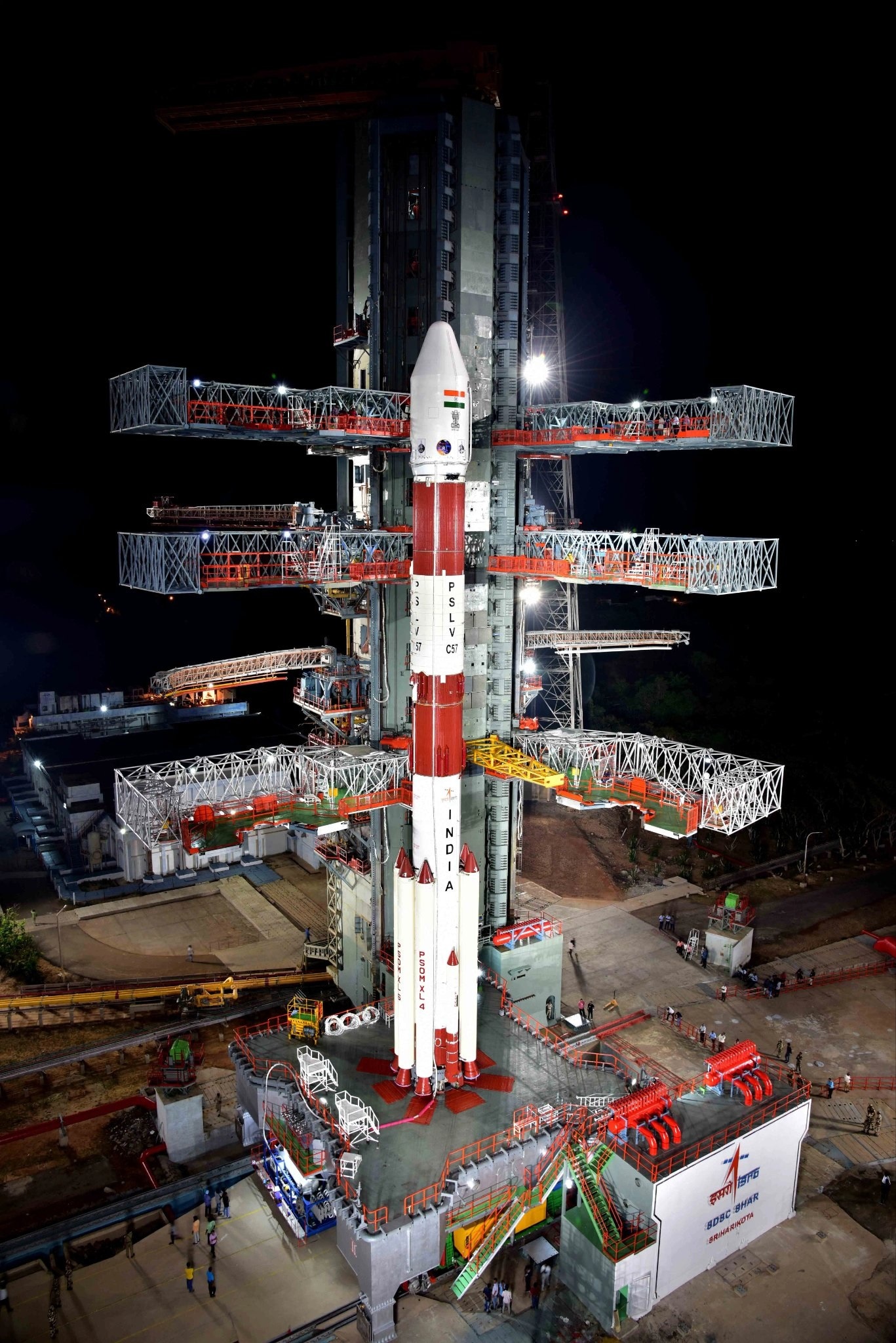 PHOTOS: इसरो ने जारी कीं अपने सूर्य मिशन Aditya-L1 की तस्वीरें, आप भी देखें  अंतरिक्ष यान की पहली झलक - ISRO released pictures of its Sun mission Aditya  L1 see the first