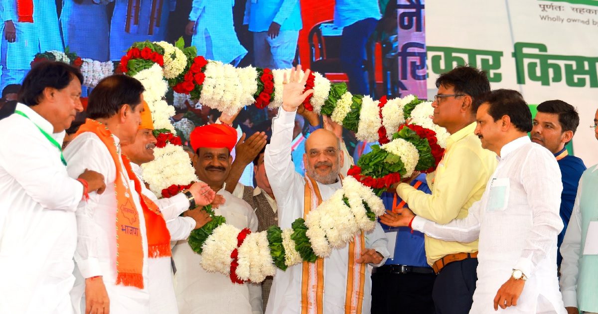 ‘लाल डायरी में अरबों के भ्रष्टाचार का चिट्ठा’, गृह मंत्री शाह ने CM गहलोत पर बोला हमला