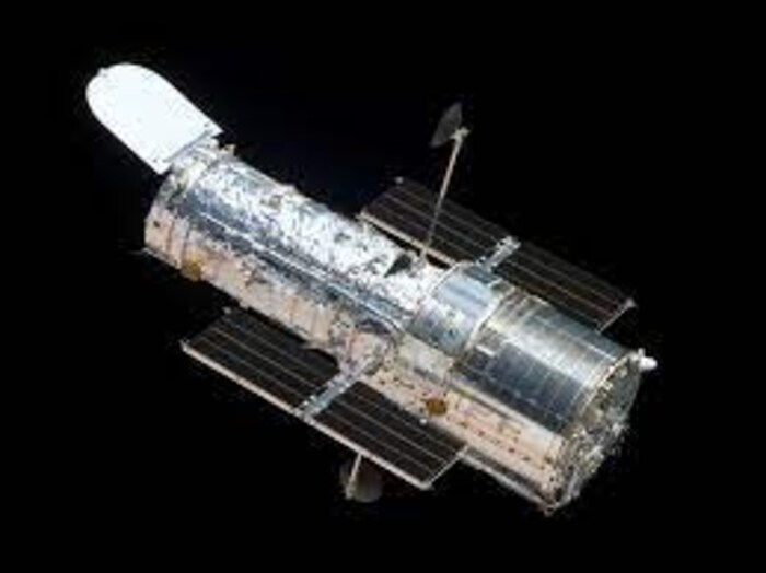 Hubble Space Telescope | Talkaaj