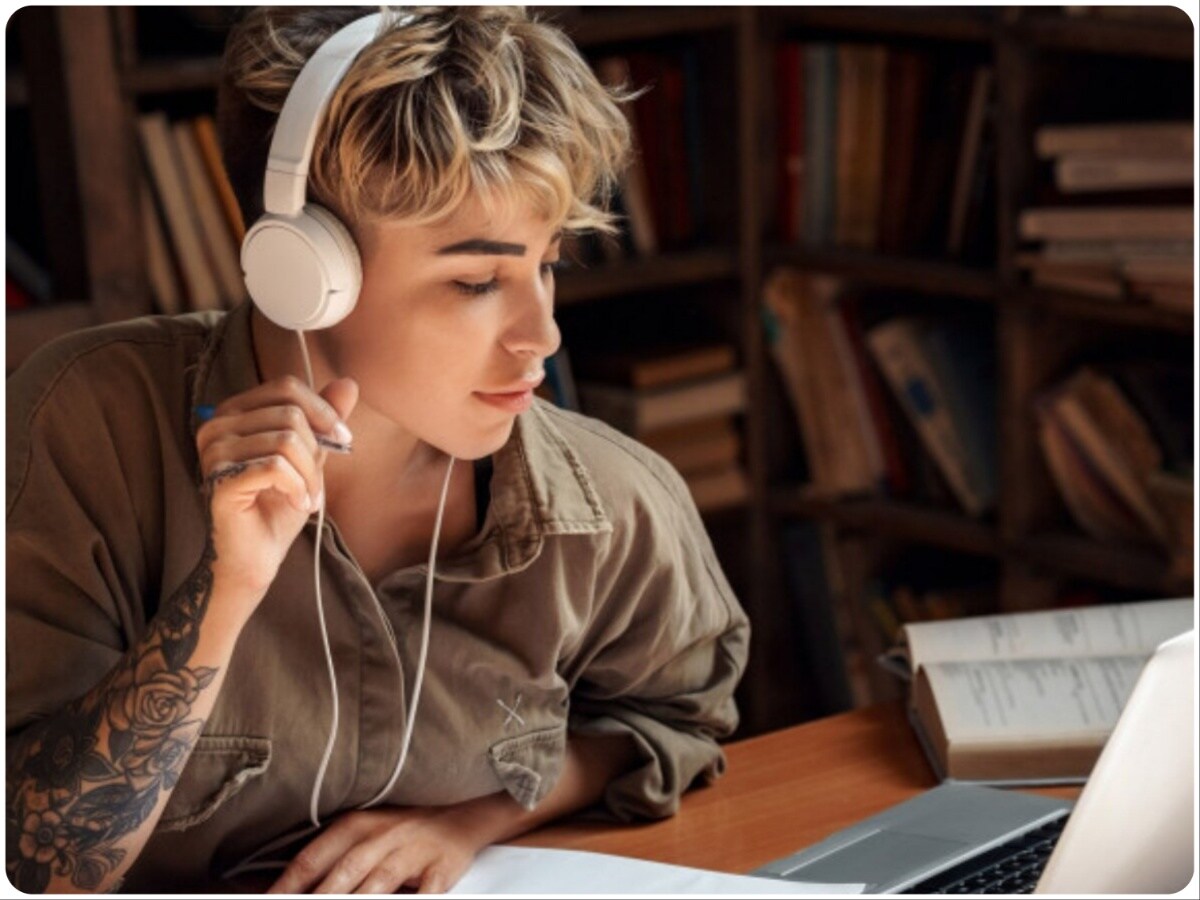 Everyday pleasures, music, coffee, Boost cognitive performance, better performance, mindwatch research, simple pleasure