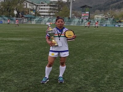 एशियन गेम्स में भारत के लिए खेलेगी नालंदा की 'बेटी'! वूमेन रग्बी में है अंतरराष्ट्रीय चेहरा - After 17 years from bihar shweta shahi of nalanda will play for india in upcoming