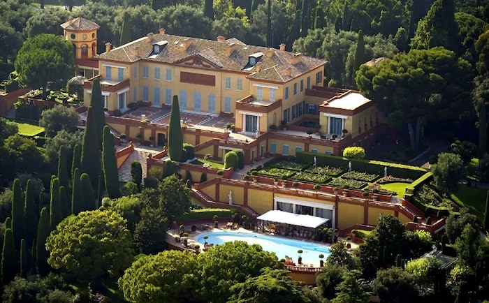 Villa Leopolda | Talkaaj