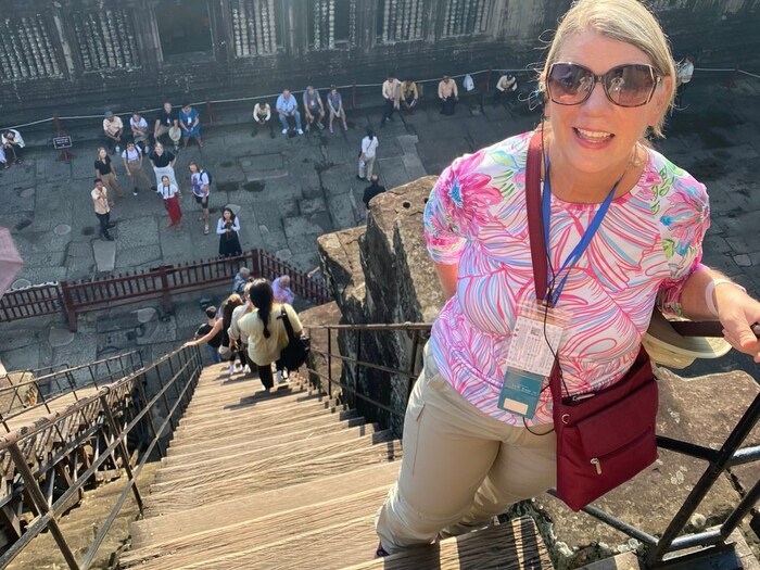 6 dangerous stairs of the world, climbing with risk of life, you will also tremble after seeing the pictures!