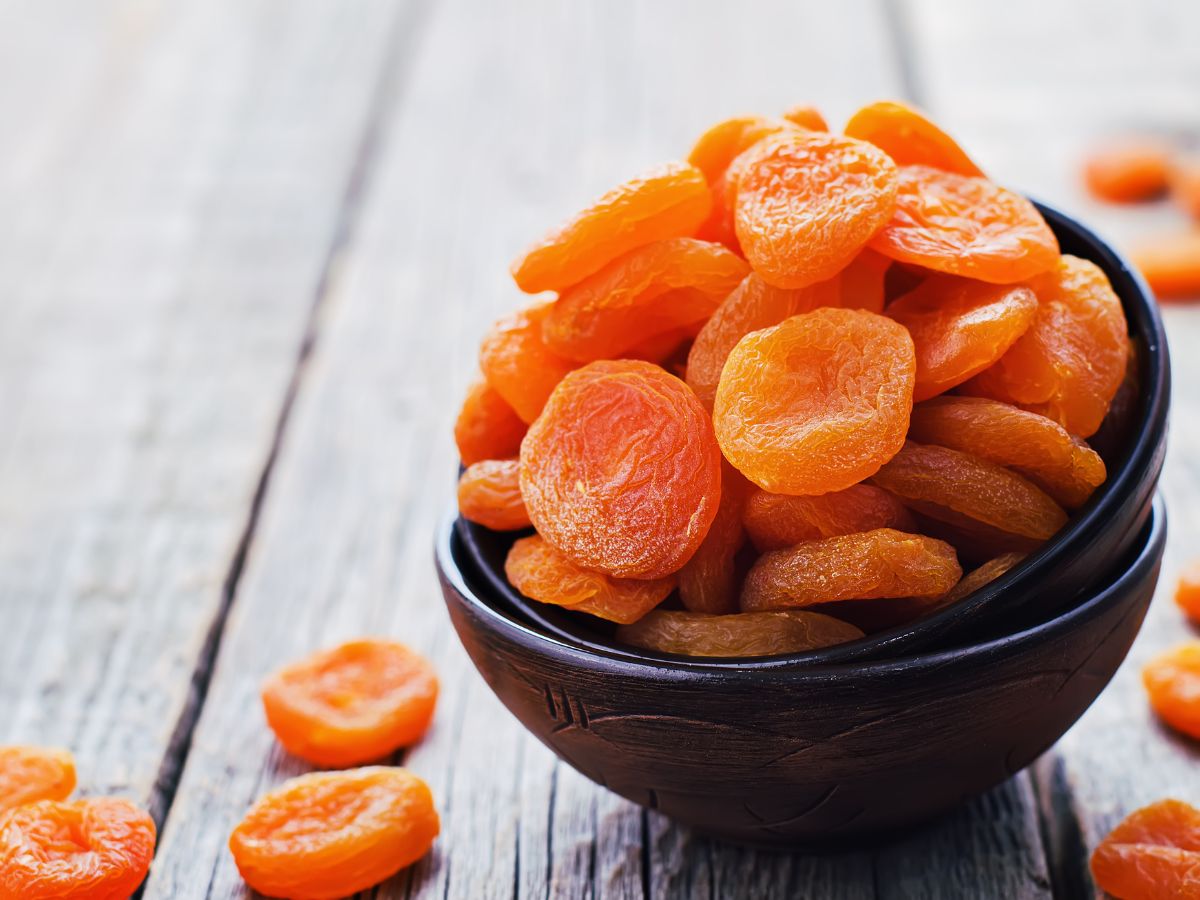 वजन कम करना है तो इन 5 फलों से भी बना लें दूरी, वरना फूलकर और हो जाएंगे