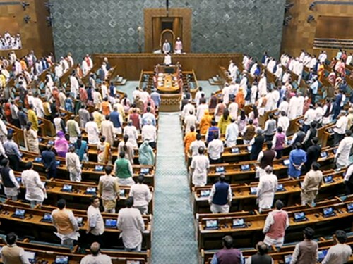 महिला आरक्षण बिल, लोकसभा, राज्यसभा, भारत की संसद, नई संसद, पीएम नरेंद्र मोदी, संसद में महिला आरक्षण, राज्य विधानसभाओं में महिला आरक्षण, 15 साल बाद खत्म होगा आरक्षण, पीएम मोदी, कानून मंत्री, अर्जुन राम मेघवाल, महिलाएं सांसद, महिला एमपीएस, महिला विधायक, आरक्षण, संसद सत्र, संसद का विशेष सत्र, महिला संसद सदस्य, महिला संसद भवन, महिला संसद सदस्य, महिला संसद भवन, महिला सांसद, महिला संसद सदस्य, महिला सांसद, महिला सांसद, महिला सांसद, महिला सांसद, महिला सांसद, महिला सांसद, संसद भवन, प्रधानमंत्री नरेंद्र मोदी, कानून मंत्री, अर्जुन राम मेघवाल, महिला सांसद, महिला विधायक, वामपंथी, संसद सत्र, संसद का विशेष सत्र