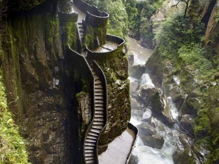 6 dangerous stairs of the world, climbing with risk of life, you will also tremble after seeing the pictures!