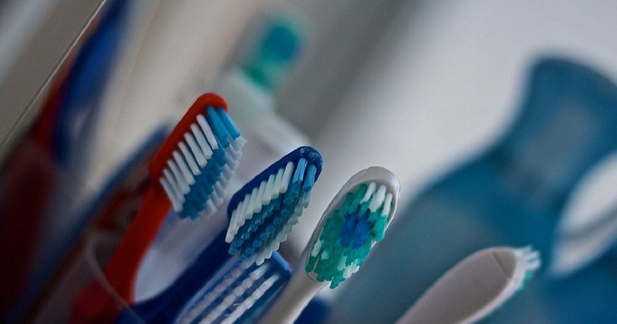 Health and Hygiene why you should not keep your toothbrush open in