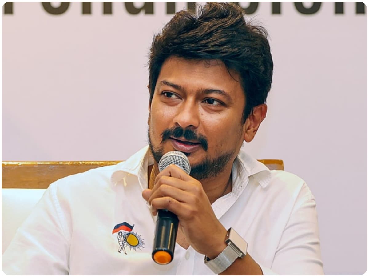 सनातन धर्म पर व‍िवाद‍ित बयान पर बुरे फंसे उदयन‍िधि स्‍टाल‍िन, और बढ़ेंगी  मुश्‍क‍िलें,