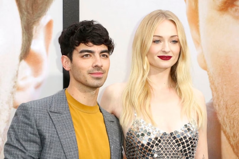 Joe Jonas and Sophie Turner, Joe Jonas and Sophie Turner divorce, Joe Jonas and Sophie Turner love life, why Joe Jonas and Sophie Turner want to end relationship, Joe Jonas priyanka chopra, priyanka chopa ke jethani, priyanka chopra sophie turner, priyanka chopra, priyanka chopra relatives, hollywood news, nick jonas, joe jonas, sophie turner, Joe Jonas and Sophie Turner kids, Joe Jonas and Sophie Turner marriage date Joe Jonas and Sophie Turner, Joe Jonas and Sophie Turner divorce, Joe Jonas and Sophie Turner love life, why Joe Jonas and Sophie Turner want to end relationship, Joe Jonas priyanka chopra, priyanka chopa ke jethani, priyanka chopra sophie turner, priyanka chopra, priyanka chopra relatives, hollywood news, nick jonas, joe jonas, sophie turner, Joe Jonas and Sophie Turner kids, Joe Jonas and Sophie Turner marriage date
