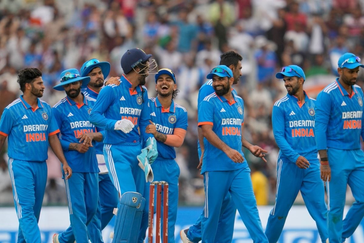 पाकिस्तान को धकेलकर भारत ODI रैंकिंग में बना नंबर वन, पहली बार तीनों फॉर्मेट  में टॉप पर पहुंची टीम इंडिया - India became the No 1 ranked ODI team after  their win