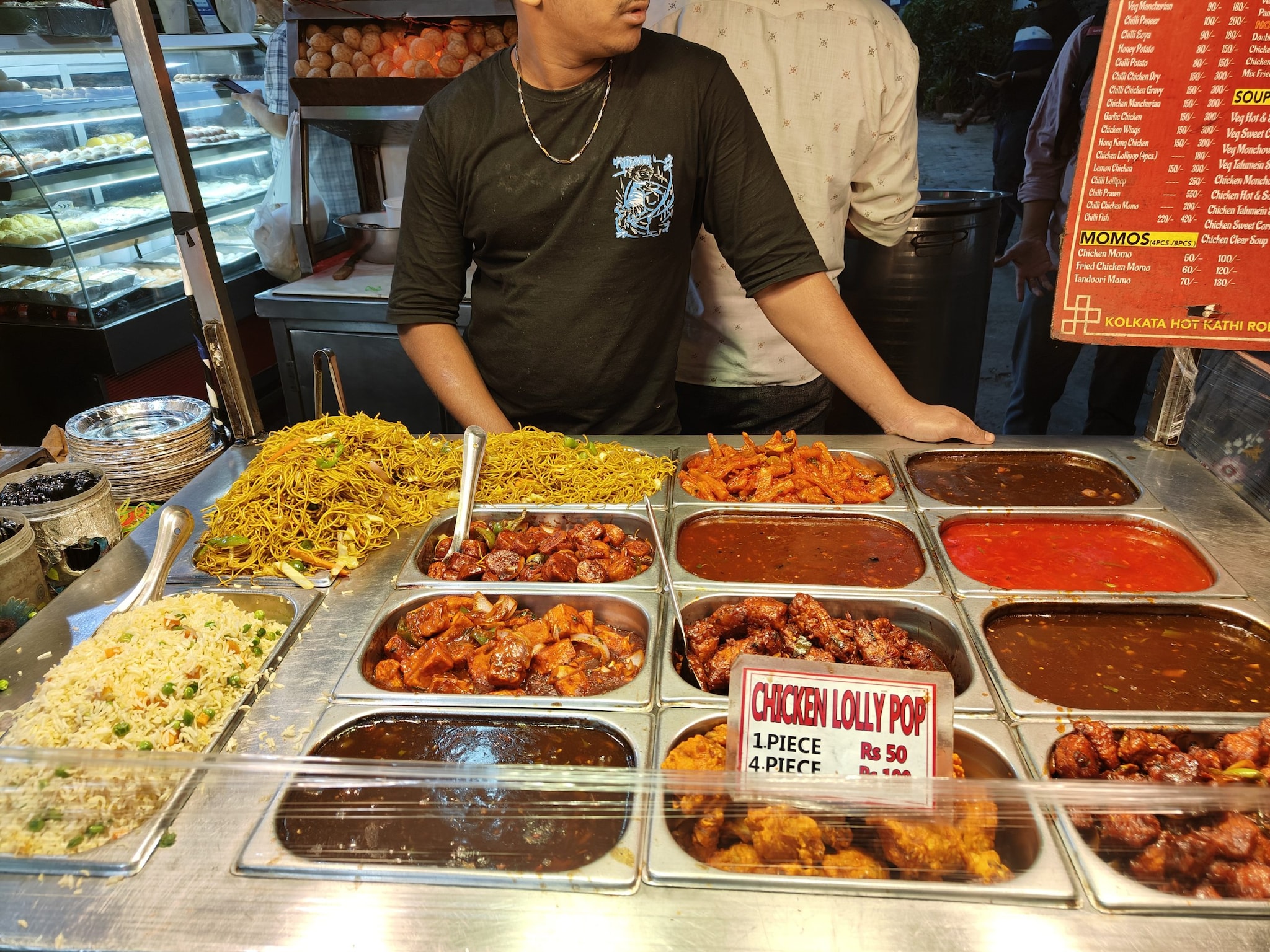 Taste veg-non-veg in Delhi for just Rs 100 to 150, each plate will have 6-8 items.