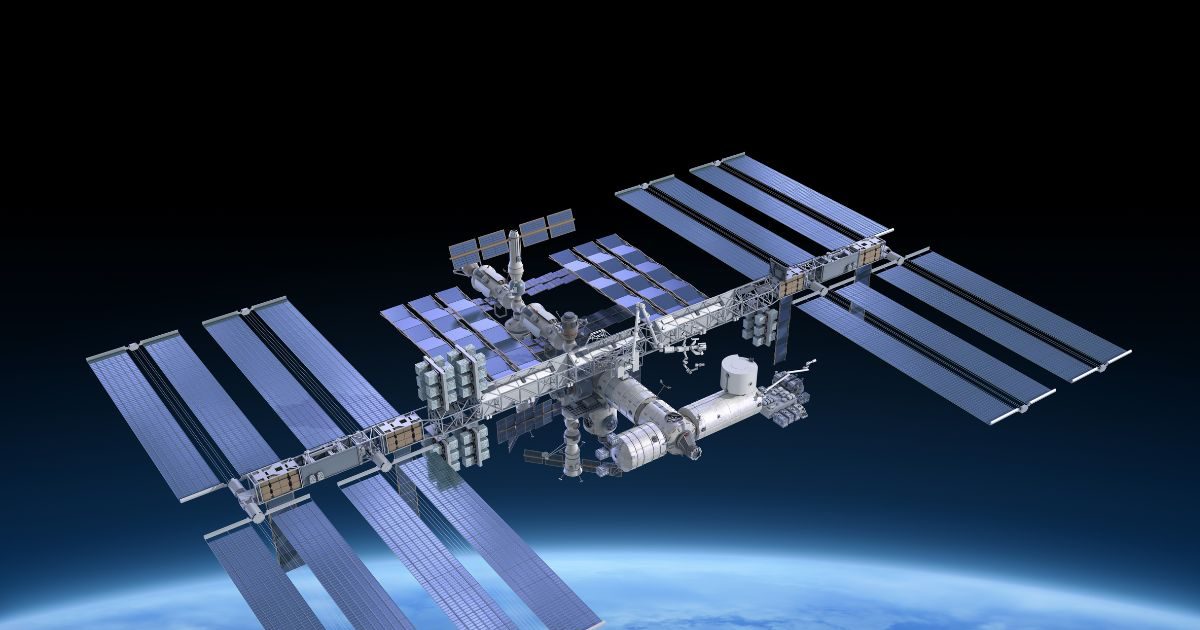 इंटरनेशनल स्पेस स्टेशन धरती से कितनी दूर? किन देशों से इसे मिलकर बनाया, इसका माल‍िक कौन