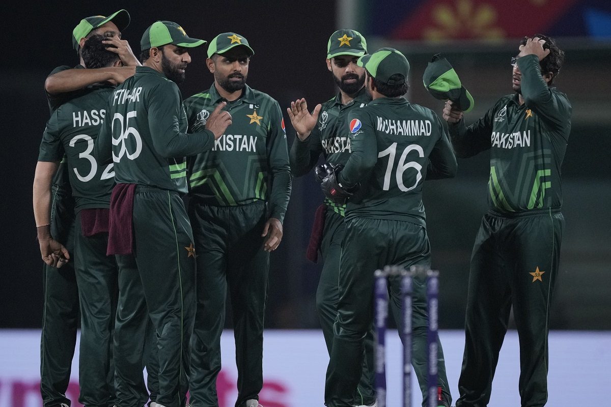 PAK vs NZ: क्या बारिश फेरेगी पाकिस्तान की उम्मीदों पर पानी? जानें मौसम का हाल