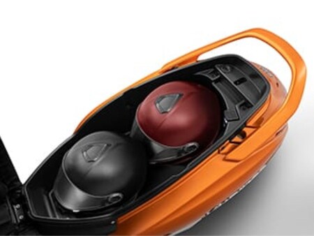 माइलेज 60 किलोमीटर, 125cc का पिकअप और डिस्क ब्रेक, आम आदमी की रेंज में हैं  स्कूटर - Tvs jupiter 125 best 125ccscooter for young and old generation  price features specifications mileage engine