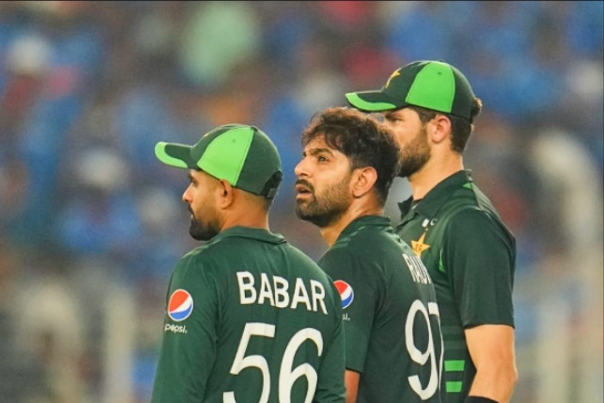 Video: पाकिस्तानी खिलाड़ी को अंपायर की फटकार, बिना पैड पहुंचा बैटिंग करने