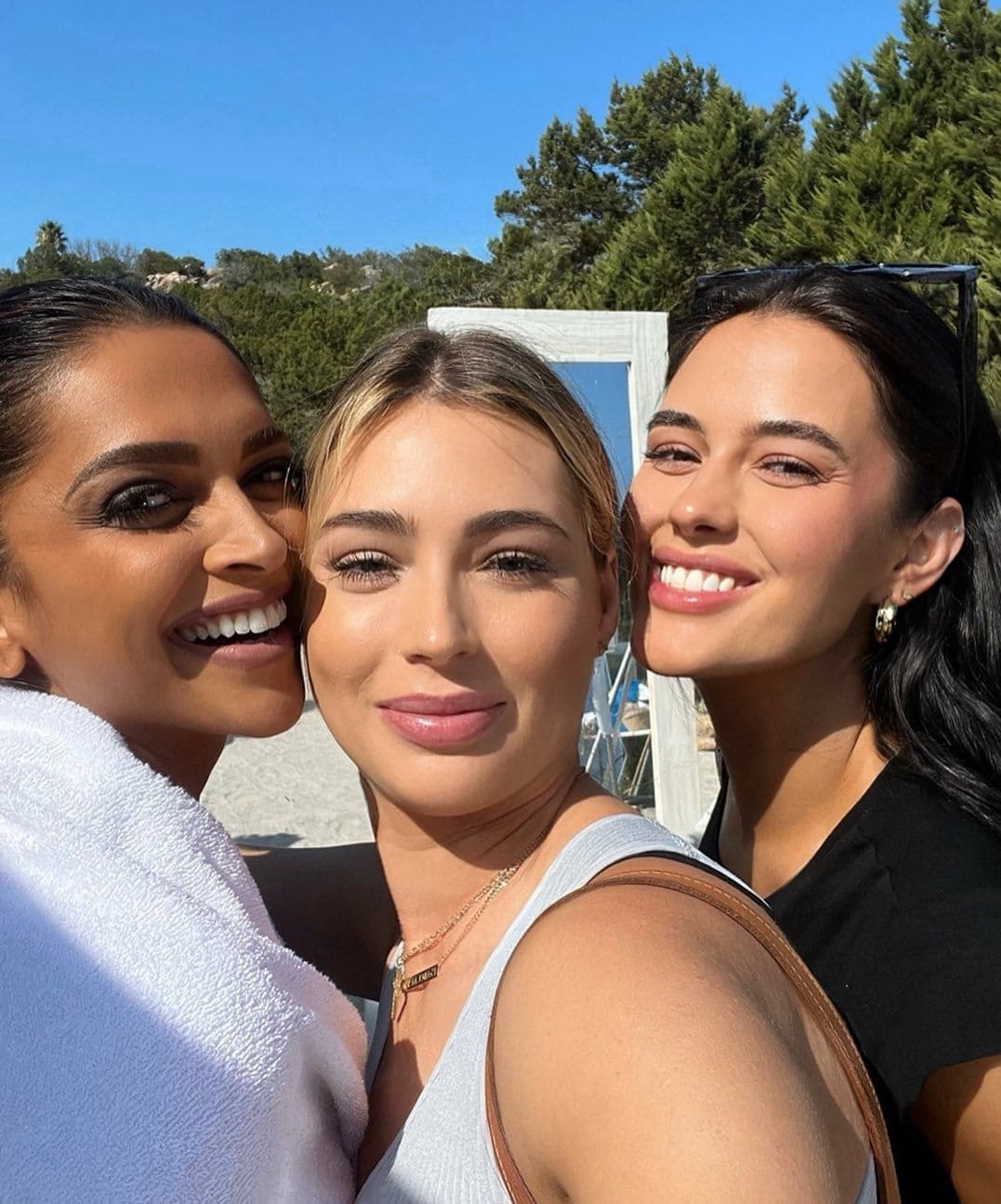 fighter movie, fighter movie release date, fighter latest news, fighter shooting details, hritik roshan and deepika padukone, hrithik roshan in fighter, fighter movie song shooting, deepika padukone latest photo, deepika padukone in fighter,hrithik roshan, deepika padukone, Siddharth Anand, Mamta Anand, choreographer Bosco Martis