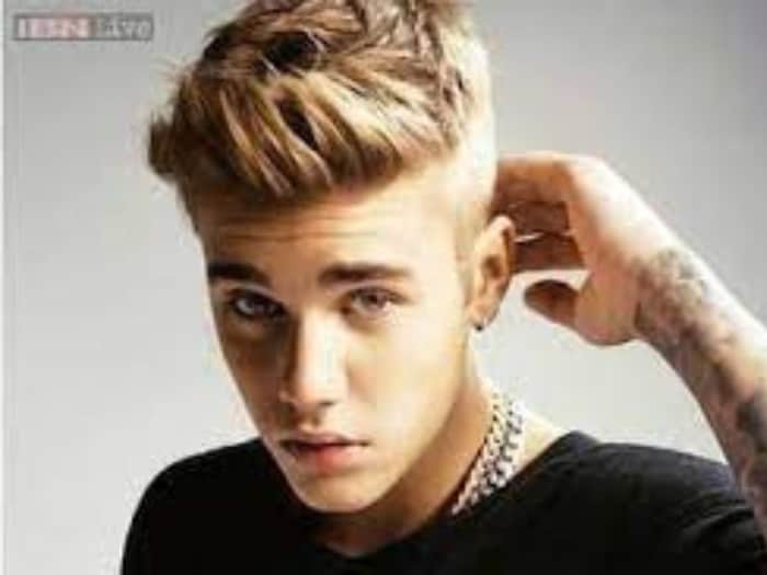 Justin Bieber 2 2023 10 2da676ea6cc60544f0c4ae192d3e0463 ?im=Resize,width=700,aspect=fit,type=normal