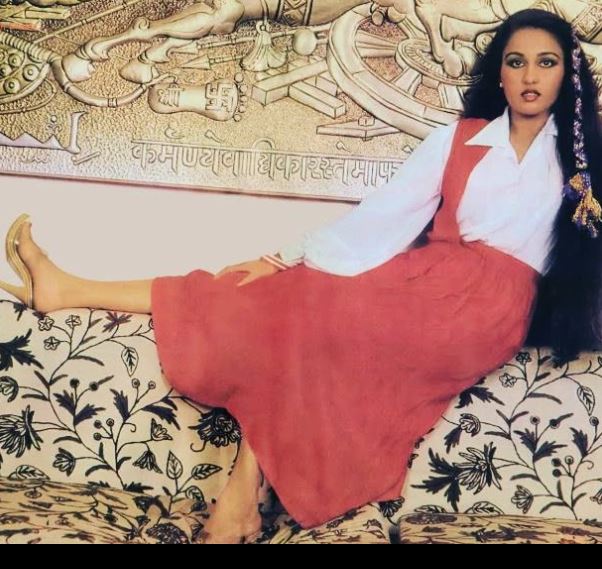 reena roy, reena roy movies, reena roy daughter, reena roy husband, reena roy second husband name, reena roy first husband, Shatrughan Sinha Reena Roy love affair, Reena married Mohsin Khan, reena roy pakistani cricketer, reena roy sonakshi sinha daughter, poonam sinha, reena roy shatrughan sinha love story, reena roy shatrughan sinha affairs, reena roy looks like sonakshi sinha, Sonakshi Sinha lagti hai reena roy jaisi, Reena Roy lookalike, reena roy married to whom, reena roy mohsin khan, reena roy movies list, reena roy love story, reena roy life story, reena roy age, reena roy songs, reena roy real name, reena roy sonakshi sinha, Sonakshi sinha mother, where is reena roy now, reena roy news, bollywood news, entertainment news